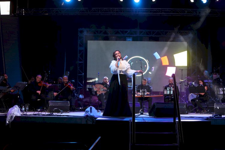 مروة ناجى تحيى حفلاً غنائيا فى كندا وسط حضور كبير للجاليات العربية