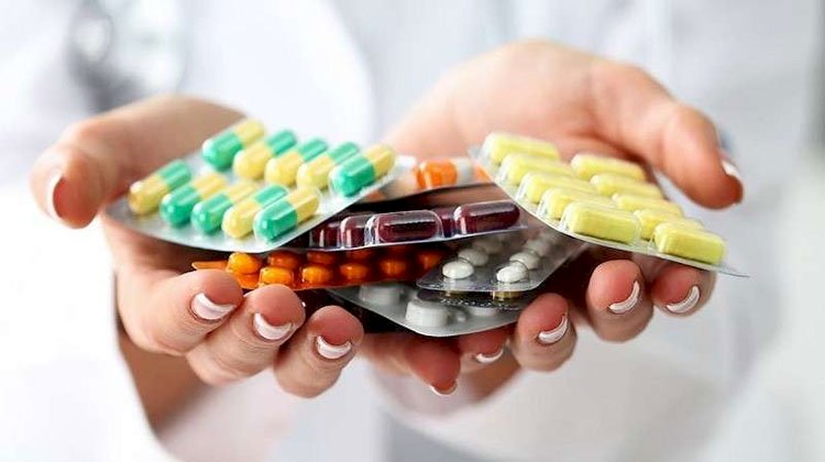 هيئة الدواء توصي باتباع تعليمات الطبيب أو الصيدلي الخاصة باستخدام العقاقير