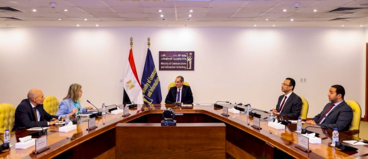 المصرية للاتصالات توقع اتفاقية لاستخدام نظام أمني عالمي لتحسين الخدمة وحماية البيانات