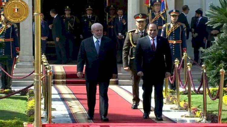 مراسم استقبال رسميا للرئيس البرازيلي في قصر الاتحادية