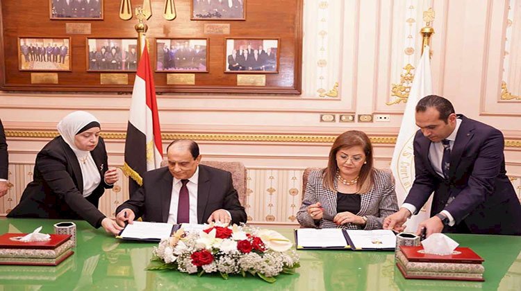 وزيرة التخطيط ورئيس مجلس القضاء الأعلى يوقعان بروتوكول تعاون لإتاحة خدمات محكمة النقض بمراكز "خدمات مصر"