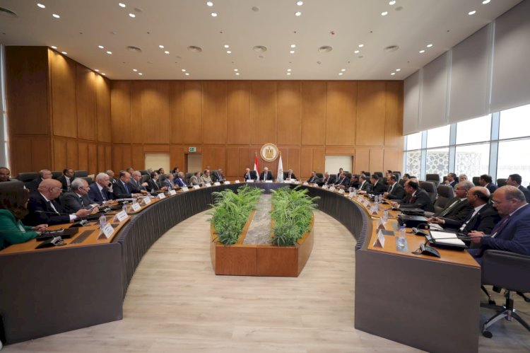 وزير التعليم العالي يرأس اجتماع المجلس الأعلى للجامعات بالعاصمة الإدارية الجديدة