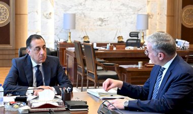 رئيس الوزراء يستعرض مع وزير البترول والثروة المعدنية عددا من ملفات عمل الوزارة