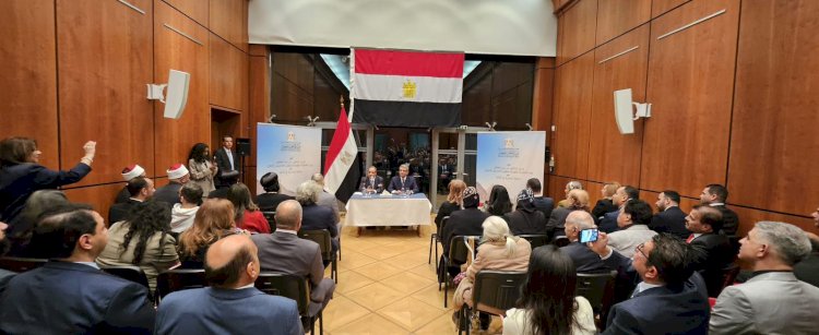 وزير الخارجية يلتقي بأعضاء الجالية المصرية في ألمانيا