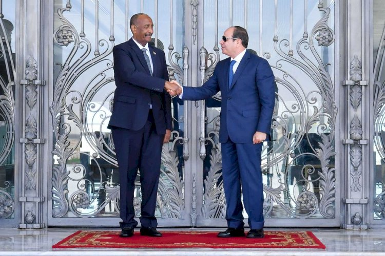 الرئيس السيسى يستقبل اليوم الفريق أول عبد الفتاح البرهان لبحث سبل تسوية الأزمة السودانية
