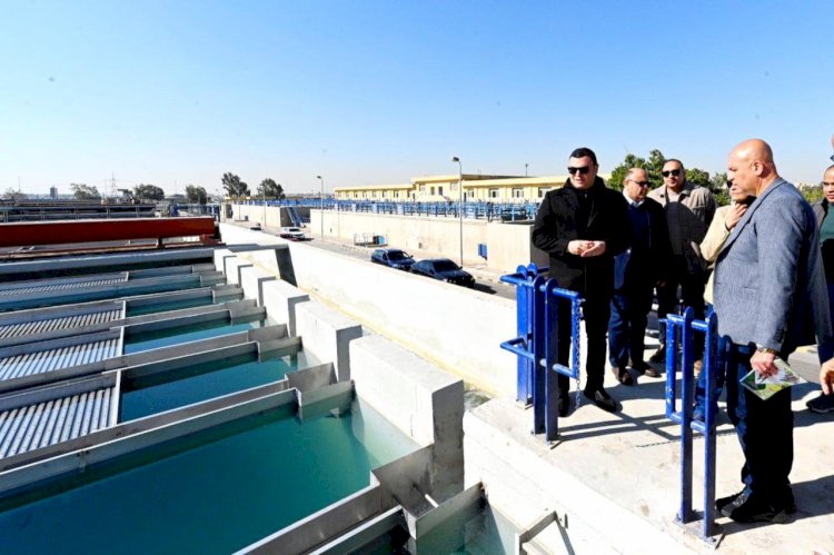 وزير الإسكان يتفقد المشروع السكني "جنة 4"  ومحطة تنقية المياه بمدينة الشيخ زايد