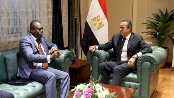 وزير الصحة يناقش مع مدير «Africa CDC» سبل التعاون المشترك