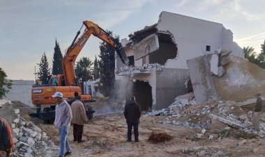 حملة مكبرة لإزالة التعديات واسترداد أراضى أملاك الدولة بمركز ومدينة قنا