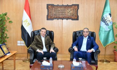 محافظ الفيوم يستقبل وزير الزراعة في مستهل زيارته للمحافظة لتفقد عدد من المشروعات الإنتاجية والخدمية بالقطاع الزراعي