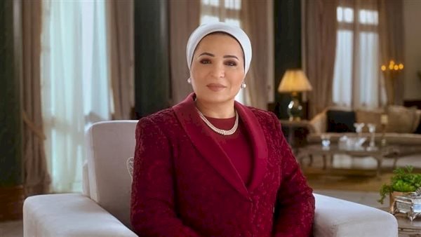 انتصار السيسي تهنئ الشعب المصري بالعام الميلادي الجديد