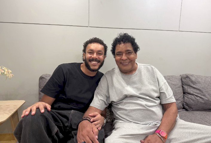 محمد منير يجرى بروفات تحضيرية استعدادًا لحفله مع ويجز فى دبى