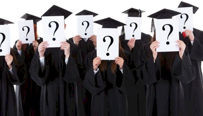 «أشتغل موظف ولا أعمل بيزنس؟».. نصائح مهمة لحديثي التخرج