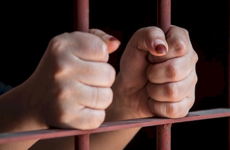 تجديد حبس سيدة متهمة بمحاولة تهريب مواد مخدرة عبر مطار القاهرة 15 يوما