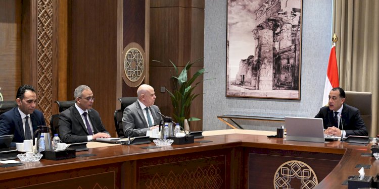 رئيس الوزراء يتابع أعمال المرحلة الأولى من المبادرة الرئاسية "حياة كريمة"