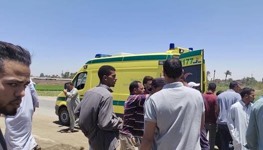 إصابة 3 أشخاص إثر انقلاب سيارة ملاكي بترعة إحدى قرى بلقاس فى الدقهلية