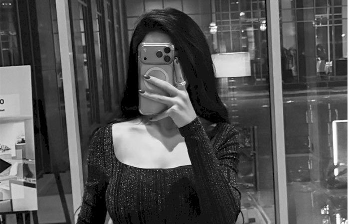 كارولين عزمي تخطف الأضواء عبر إنس??جرام