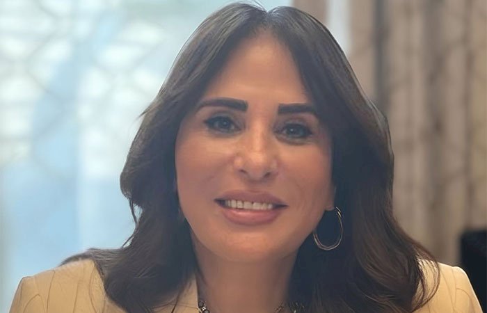 وزيرة الإسكان تصدر توجيهات لرؤساء المدن بمنع الظواهر العشوائية وتنظيم مواقف الميكروباصات ومنع أي وقوف عشوائي