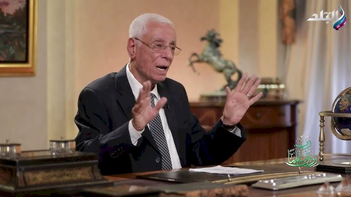 حسام موافي: النسيان ليس دائما ألزهايمر.. والكشف الطبي ضروري مع العصبية المفرطة