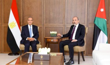 وزير الخارجية يبحث مع نظيره الأردني في عمّان تطورات التصعيد الإقليمي ويؤكد تضامن مصر الكامل مع الأردن