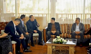 وزير السياحة يلتقي بأعضاء غرفة الغوص والأنشطة البحرية بشرم الشيخ لبحث سبل تطوير نشاط الغوص