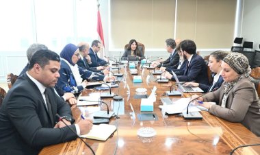 وزيرة الإسكان تبحث مع المدير الإقليمي لمنطقة جنوب وشرق المتوسط بالبنك الأوروبي لإعادة الإعمار والتنمية