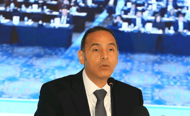 قرار جمهوري بتكليف الدكتور إسلام عزام برئاسة الهيئة العامة للرقابة المالية