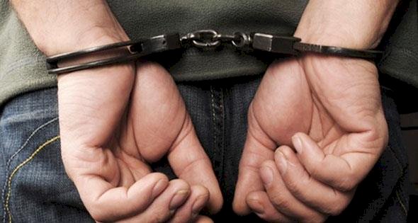 حبس 5 أشخاص من بينهم سيدة لاتهامهم بإنهاء حياة شاب في مشتول السوق