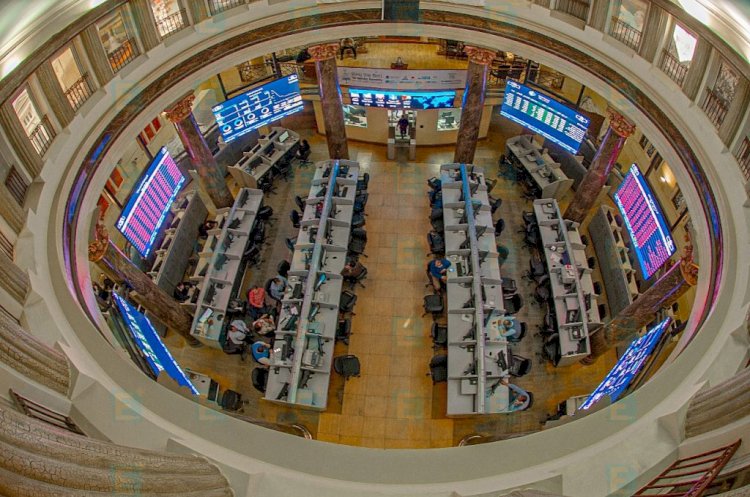 ارتفاع مؤشرات البورصة المصرية مع بداية التعاملات وسط تداولات قوية