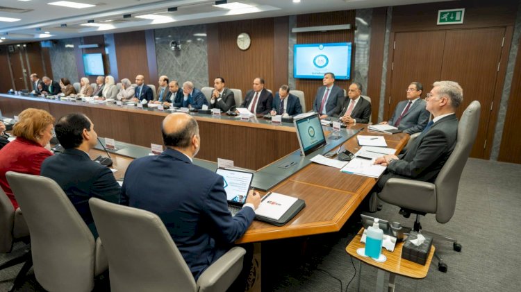 القابضة للبتروكيماويات تستهدف إنتاج 7.5 مليون طن باستثمارات 11 مليار دولار