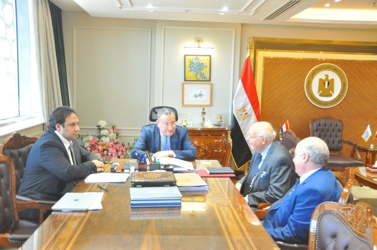 وزير التعليم العالي يبحث إنشاء فرع لجامعة إسبانية في مصر لتعزيز التعاون الأكاديمي ونقل الخبرات الدولية