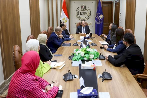 رئيس هيئة الدواء يستقبل وفد شركة تاكيدا العالمية لبحث تعزيز التعاون