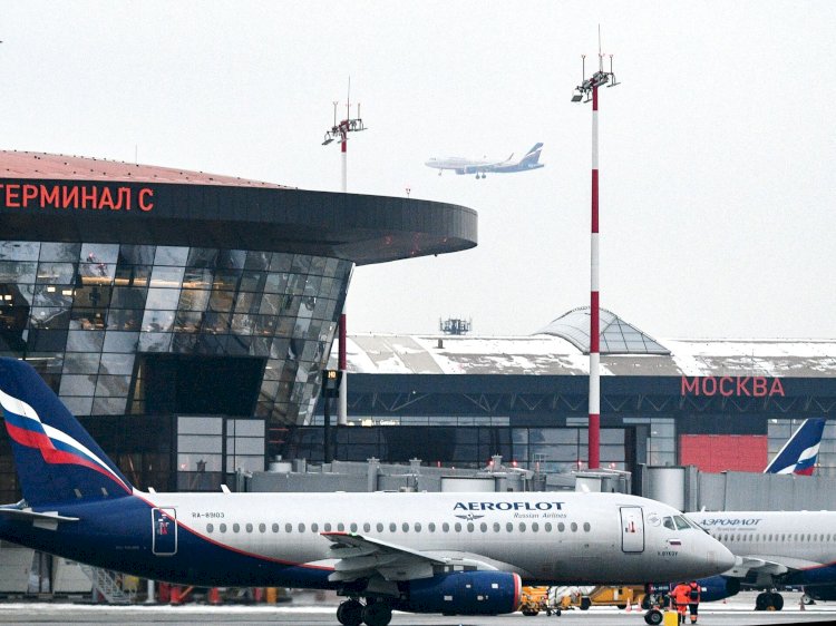 روسيا تعلن عودة تشغيل مطارات موسكو بعد توقفها عن العمل