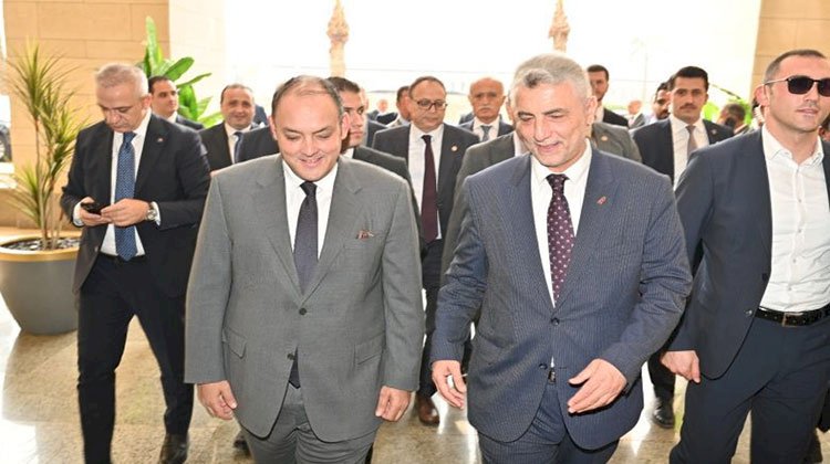 وزير التجارة والصناعة يستقبل نظيره التركى بمقر الوزارة بالعاصمة الإدارية 