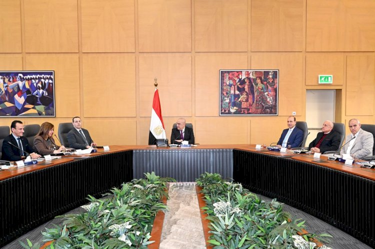 وزير الإسكان يتابع موقف تنفيذ وحدات المبادرة الرئاسية "سكن لكل المصريين" لمنخفضى ومتوسطى الدخل 