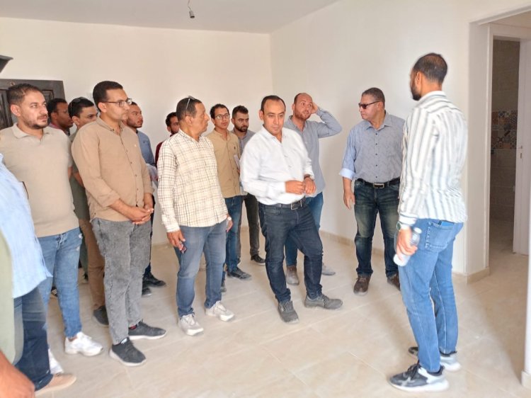 وزير الإسكان يتابع موقف تنفيذ عمارات المبادرة الرئاسية " سكن لكل المصريين"