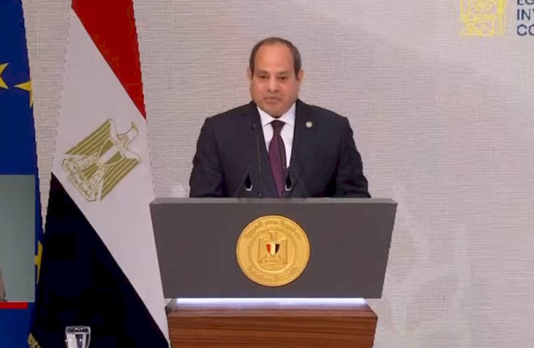 الرئيس السيسي: مصر تسير بخطى ثابتة وسريعة على طريق "اقتصاد أكثر استدامة"