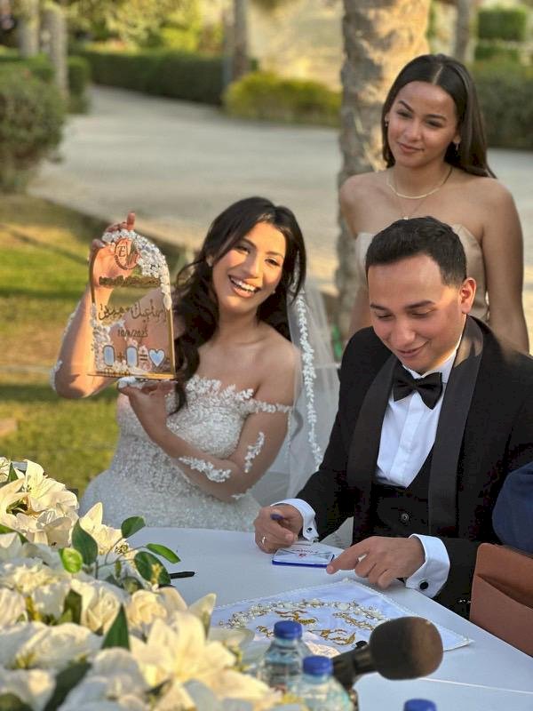 الأنباء الدولية تهنيء اسماعيل عمرو وهدير هشام بحفل الزفاف السعيد 