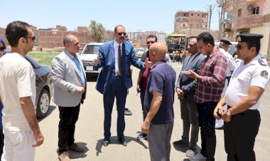 خلال جولته الميدانية . محافظ سوهاج يتفقد رصف طريق "الشوش / بلصفورة / المنشاة" بطول 5 كم 