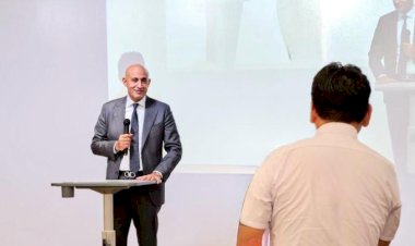 وزير التربية والتعليم يُلقي محاضرة بجامعة اليابان للاقتصاد حول مستقبل التعليم الرقمي