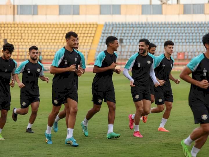 الإسماعيلى يتوجه إلى القاهرة استعدادا لمواجهة زد غدا في الدوري
