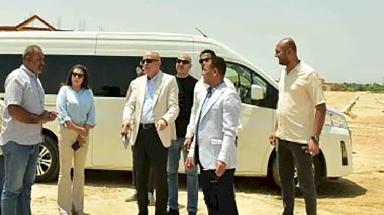 محافظ الأقصر يوجه بتمهيد طرق المنطقة الصناعية في البغدادى لخدمة المستثمرين