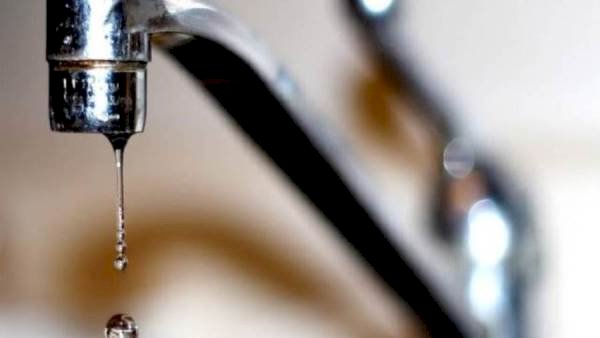 مياه الشرب بالجيزة... كسر مفاجئ بخط مياه قطر ١٠٠٠ مم بمركز العياط