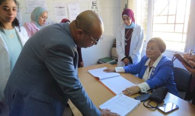 نائب وزير الصحة تتفقد وحدة طب أسرة الذراع البحري وتعقد اجتماعًا تنسيقيًا لضبط معدلات الولادات القيصرية بالإسكندرية