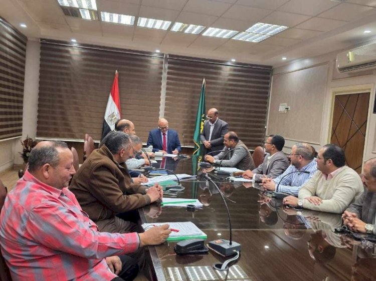 محافظ القليوبية يعقد اجتماعا لتحديد تعريفة الركوب بعد تحريك أسعار الوقود