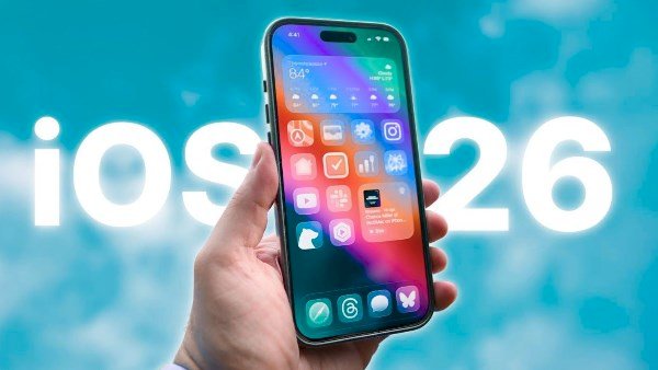 تحديث iOS 26.1 يقدم ميزة تخفف من تأثير الزجاج السائل المثير للجدل