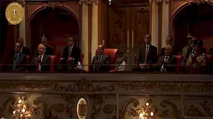 الرئيس السيسي يشهد فيلما تسجيليا بعنوان سلام يا مصر في احتفالية وطن السلام