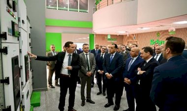 رئيس الوزراء يفتتح توسعات المصنع الإقليمي لشركة "شنايدر إلكتريك" بمدينة بدر