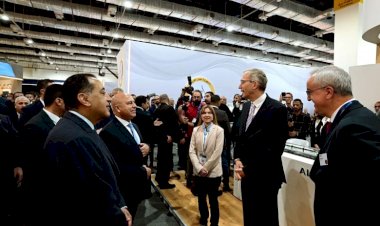 رئيس الوزراء يعطي إشارة بدء التشغيل التجريبي للخط الأول للقطار الكهربائي السريع  "السخنة / العلمين / مطروح"