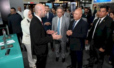 وزير الصناعة والنقل يتفقد قاعة شركات صناعة السيارات ومكوناتها والأجهزة المنزلية بمعرض MEA Industry