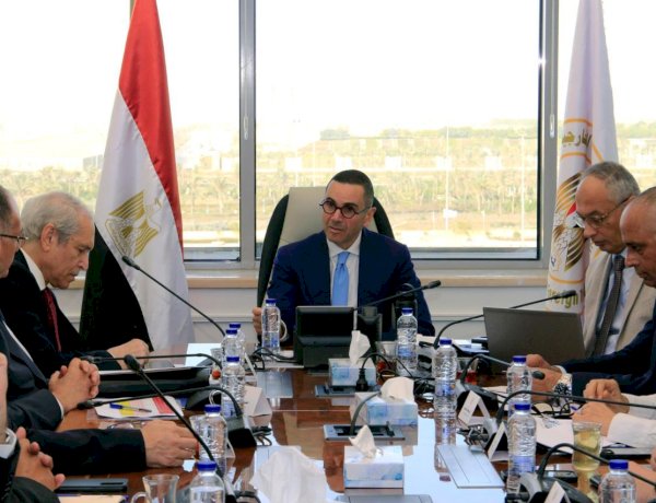 وزير الاستثمار يلتقي رؤساء عدد من المجالس التصديرية لبحث سبل تعزيز الصادرات المصرية للأسواق الخارجية